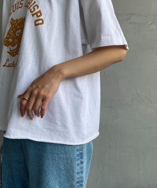 FUNG（ファング）の「[FUNG/ファング] LUCKY CATS カットオフプリントTシャツ（Tシャツ/カットソー・レディース・ホワイト/グレー・M）」の5枚目の写真