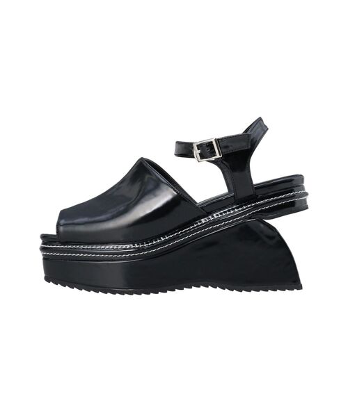 MURUA（ムルーア）の「変形ウェッジサマーサンダル（サンダル・レディース・アイボリー/ブラック・22.5/23.5/24.5）」の6枚目の写真