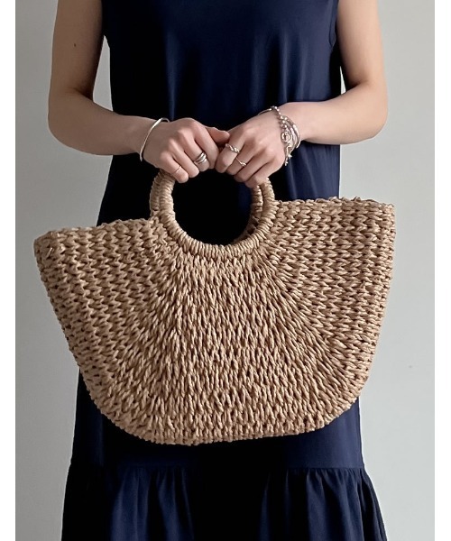 Re:EDIT（リエディ）の「雑材ハーフムーンバッグ（かごバッグ・レディース・ブラック/ベージュ/グレー/ブラウン/チャコールグレー・FREE）」の5枚目の写真