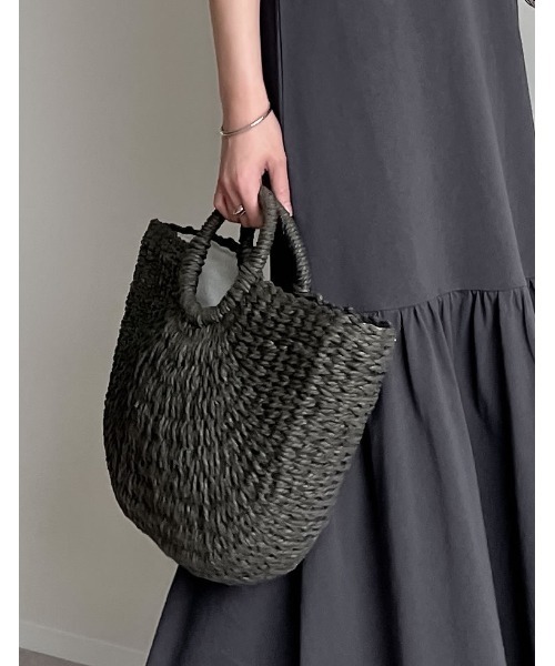 Re:EDIT（リエディ）の「雑材ハーフムーンバッグ（かごバッグ・レディース・ブラック/ベージュ/グレー/ブラウン/チャコールグレー・FREE）」の16枚目の写真