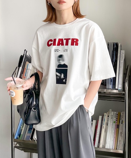 Chillfar(チルファー)の「グラフィックミックスTシャツ(Tシャツ/カットソー・レディース・ホワイト系/ホワイト系1/クリーム/杢グレー/ベージュ系1/アイボリー系/グリーン系1/ネイビー系/ホワイト/グレー系1/アイボリー系1/ネイビー系1/ピンク/ネイビー/オートミール/チャコール・FREE)」の19枚目の写真