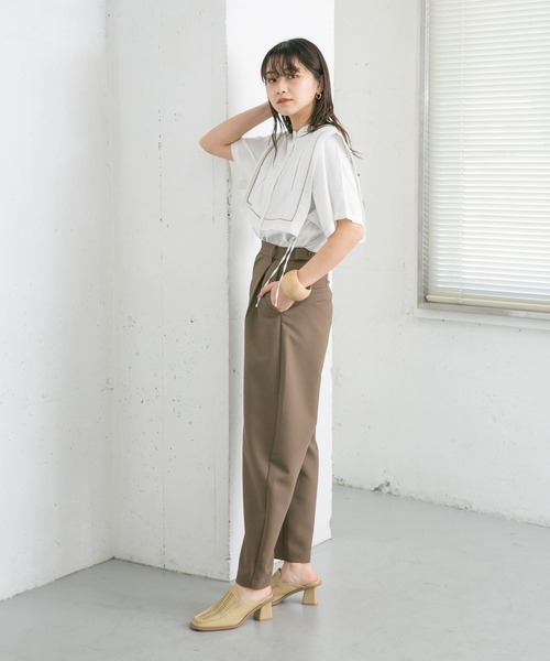 KBF(ケイビーエフ)の「コクーンシルエットパンツ(その他パンツ・レディース・グリーン系その他/ブラウン・ONE)」の11枚目の写真