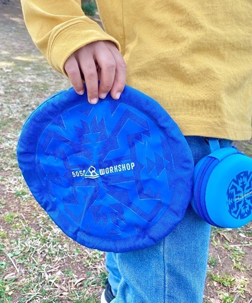 5050WORKSHOP(フィフティーフィフティーワークショップ)の「5050WORKSHOP FOLDING FLYING DISK フライングディスク(おもちゃ・キッズ・ブラック/オレンジ/ブルー・FREE)」の7枚目の写真