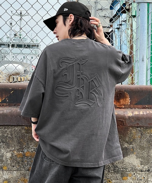 kutir(クティール)の「エンボスピグメントTシャツ(Tシャツ/カットソー・メンズ・スミクロ/ブルー・MEDIUM/LARGE)」の2枚目の写真