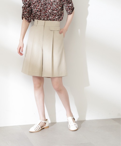 N.（N. Natural Beauty Basic）（エヌエヌナチュラルビューティーベーシック）の「◆フラップポケットハーフパンツ（その他パンツ・レディース・サンドベージュ/チャコール・MEDIUM）」の3枚目の写真