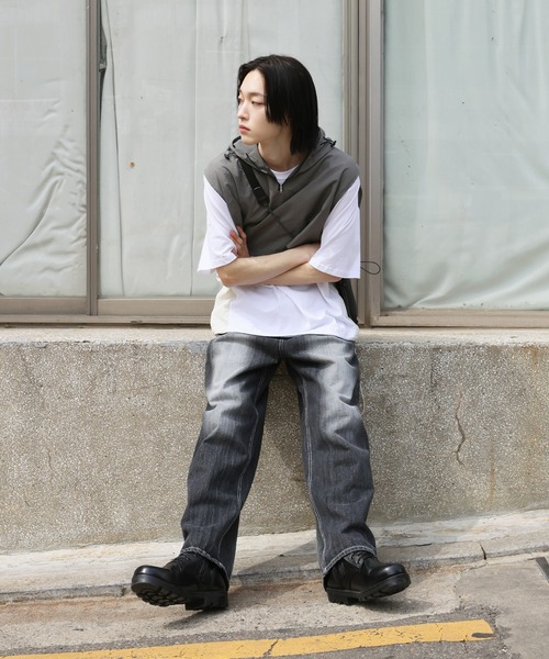 FOLLOWIN（フォロウィン）の「[UNISEX]レイヤードナイロンフードベスト（ベスト・メンズ・ホワイト/チャコールグレー/ブラック/グレー・FREE）」の18枚目の写真