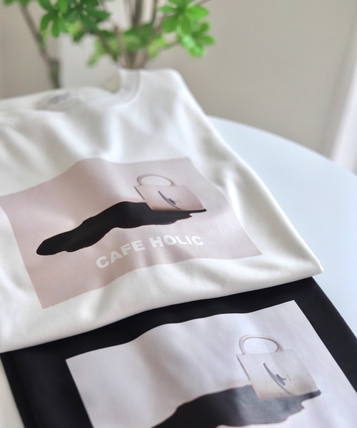 JUNRED（ジュンレッド）の「Mr.SZK × JUNRed / カフェホリックプリントTシャツ - cafe holic -（Tシャツ/カットソー・メンズ・ブラック/ホワイト・L/M/S）」の4枚目の写真