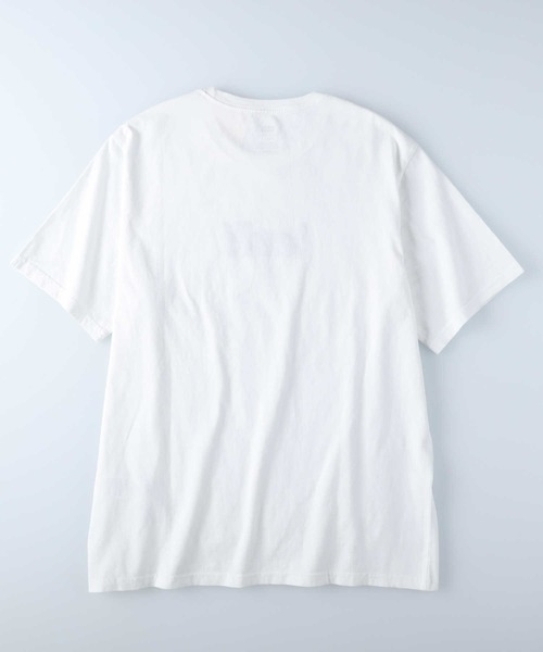 Levi's（リーバイス）の「【Levi's】リラックスフィット半袖Ｔ（Tシャツ/カットソー・メンズ・オフホワイト・S/M/L）」の2枚目の写真