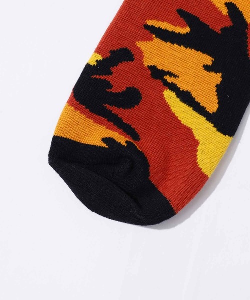 STUSSY（ステューシー）の「STUSSY/ステューシー STOCK CAMO SOCKS 靴下 ソックス 靴下 ワンポイント 刺繍 ロゴ（ソックス/靴下・メンズ・オレンジ系/グレー系/グリーン系・FREE）」の6枚目の写真