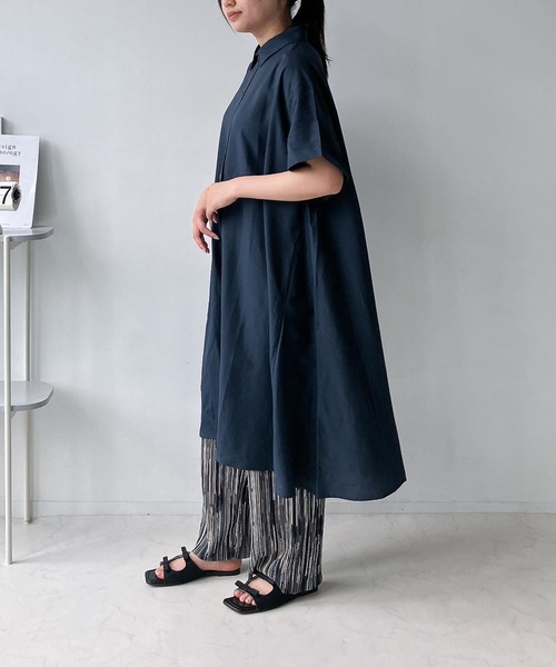 AS KNOW AS plus（アズノゥアズプラス）の「○異素材MIX半袖シャツワンピース（ワンピース・レディース・ホワイト系/ホワイト系1/ブラック系/ネイビー系/ブルー系/ブラック系1/ライトグリーン系1/オレンジ系1/ブラック系2/ベージュ系1/ネイビー系2/ネイビー/イエロー/ベージュ系その他/ブルー系その他/ブルー系1/ホワイト系2/グリーン系/チャコールグレー/イエロー系・FREE）」の21枚目の写真