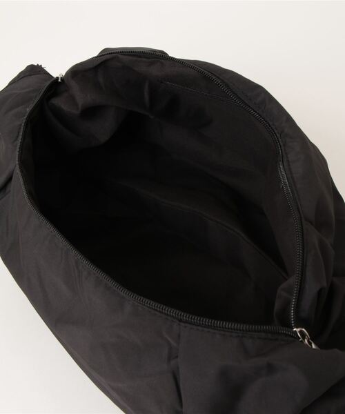 HIKA（ヒカ）の「【HIKA】ホーボーBAG（ショルダーバッグ・レディース・ホワイト/ブラック・FREE）」の11枚目の写真