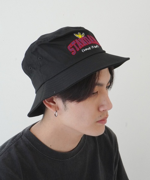 （What it isNt）ART BY MARKGONZALES（ワットイットイズント）の「【 （What it isNt）ART BY MARKGONZALES / (ワットイットイズント) アートバイ マークゴンザレス 】 刺繍 バケットハット（ハット・メンズ・サックスブルー/パープル/ネイビー/ベージュ/ブラック/ホワイト/アイボリー/ベージュ系その他/ブルー系その他/ホワイト系その他/ブラック系その他/ブラック系その他2・FREE）」の4枚目の写真