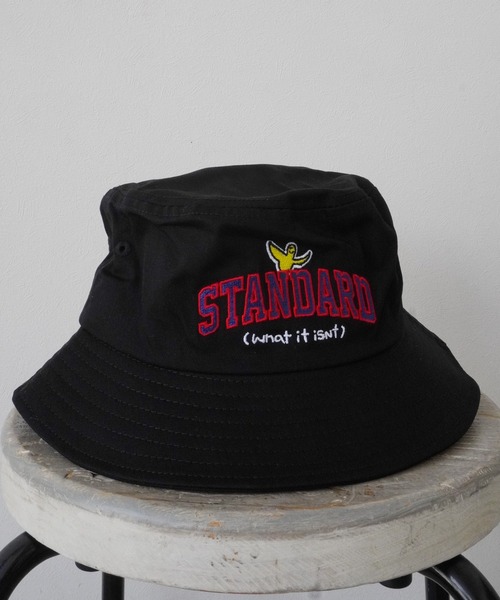 （What it isNt）ART BY MARKGONZALES（ワットイットイズント）の「【 （What it isNt）ART BY MARKGONZALES / (ワットイットイズント) アートバイ マークゴンザレス 】 刺繍 バケットハット（ハット・メンズ・サックスブルー/パープル/ネイビー/ベージュ/ブラック/ホワイト/アイボリー/ベージュ系その他/ブルー系その他/ホワイト系その他/ブラック系その他/ブラック系その他2・FREE）」の16枚目の写真