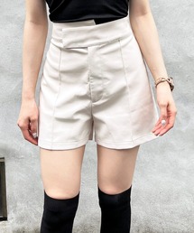 ハイウエスト合皮ショートパンツ