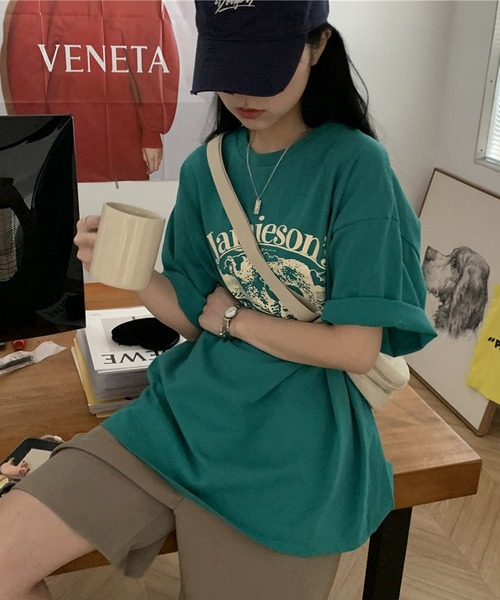 VitaFelice(ヴィータフェリーチェ)の「ルーズスタイル ロゴTシャツ(Tシャツ/カットソー・レディース・ホワイト/グリーン・FREE)」の3枚目の写真