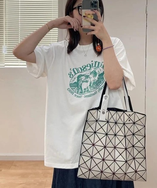 VitaFelice(ヴィータフェリーチェ)の「ルーズスタイル ロゴTシャツ(Tシャツ/カットソー・レディース・ホワイト/グリーン・FREE)」の18枚目の写真