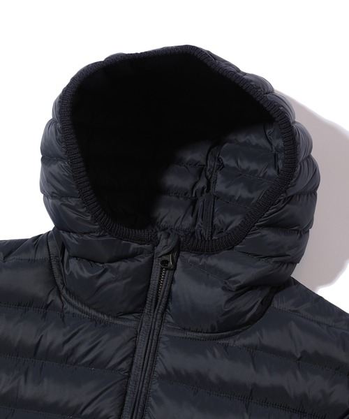 MEN'S BIGI(メンズビギ)の「ハイブリッドダウンパーカ<ダウン×ニット>(ブルゾン・メンズ・ネイビー/ブラック・04/02/01/03)」の14枚目の写真