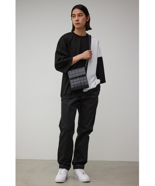 AZUL by moussy(アズールバイマウジー)の「フェイクレザーキルティングショルダーバッグ(ショルダーバッグ・メンズ・ブラック・FREE)」の13枚目の写真