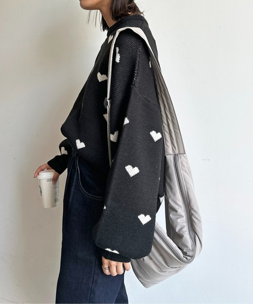 CPCM（シーピーシーエム）の「総柄ハートBIGニット（ニット/セーター・レディース・アイボリー/ブラック/ネイビー・FREE）」の16枚目の写真