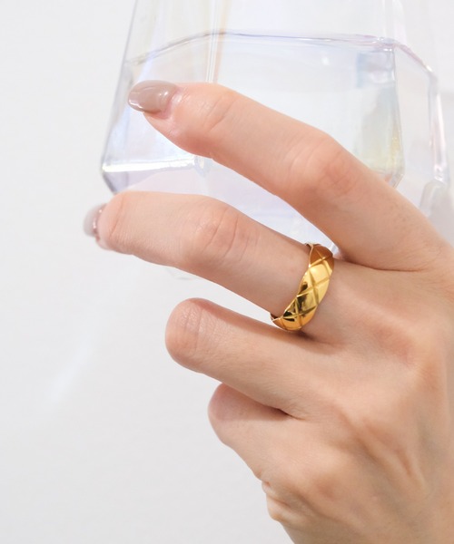 crafty（クラフティー）の「金属アレルギー/キルティングカットリング/サージカルステンレス（リング・レディース・シルバー/ピンクゴールド/ゴールド・11号/13号/9号）」の20枚目の写真