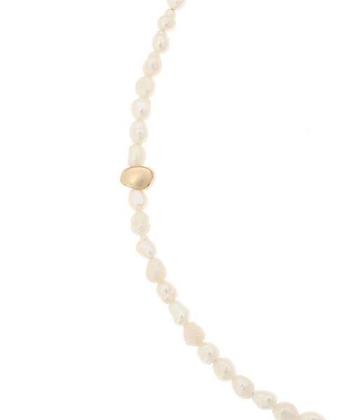 Te chichi（テチチ）の「ポイントメタル淡水パールネックレス（ネックレス・レディース・オフホワイト・F）」の3枚目の写真