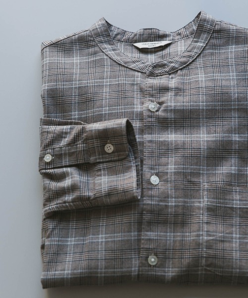 URBAN RESEARCH DOORS（アーバンリサーチドアーズ）の「ビエラバンドカラーシャツ（シャツ/ブラウス・メンズ・グリーン/オフホワイト/ブルー系その他/ブラウン系その他・MEDIUM/LARGE）」の3枚目の写真