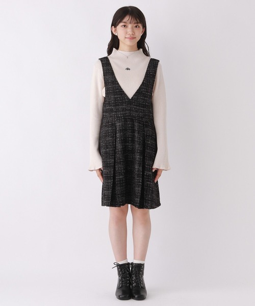 repipi armario(レピピ アルマリオ)の「Vネックツイードジャンスカ(ジャンパースカート・キッズ・ブラック/ホワイト・SMALL/MEDIUM/LARGE)」の12枚目の写真