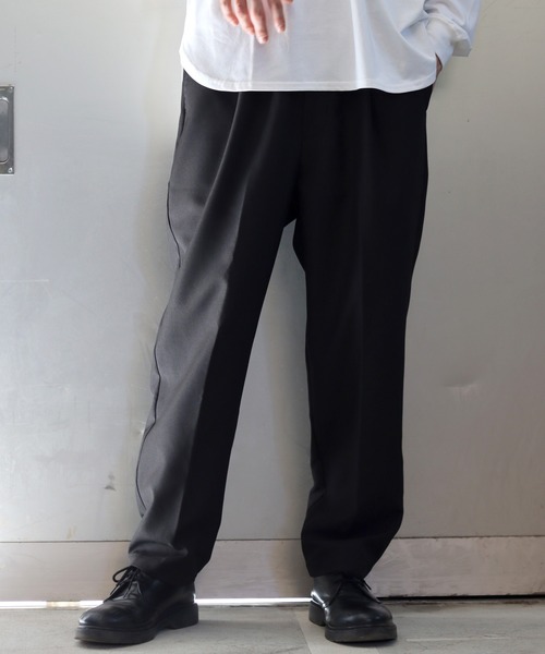 SITRY(シトリー)の「polyester tropical wide tapered easy pants/ポリトロ ワイド テーパード イージーパンツ(その他パンツ・メンズ・ダークネイビー/カーキ/ブラック・L/M/LL)」の2枚目の写真