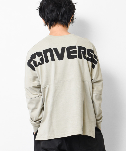 CONVERSE(コンバース)の「CONVERSE 別注バックプリントロングTシャツ(Tシャツ/カットソー・キッズ・チャコールグレー/ブラック/グレイッシュベージュ・150/130/160/140)」の3枚目の写真