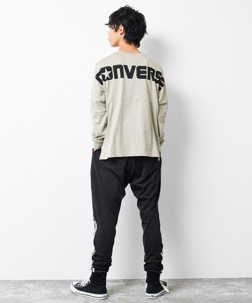 CONVERSE(コンバース)の「CONVERSE 別注バックプリントロングTシャツ(Tシャツ/カットソー・キッズ・チャコールグレー/ブラック/グレイッシュベージュ・150/130/160/140)」の10枚目の写真