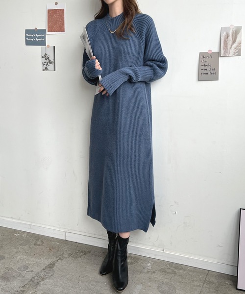 Futier land(フューティアランド)の「サムホール付きニットロングワンピース(ワンピース・レディース・ブルー/ブラック/チャコールグレー/グレイッシュベージュ・FREE)」の4枚目の写真