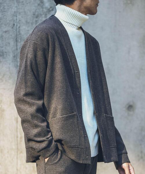 URBAN RESEARCH Sonny Label（アーバンリサーチサニーレーベル）の「ウォッシャブルウール混タートルニット（ニット/セーター・メンズ・カーキ/オフホワイト/ブラック/グレー/オレンジ/ブルー・LARGE/X-LARGE/MEDIUM）」の22枚目の写真