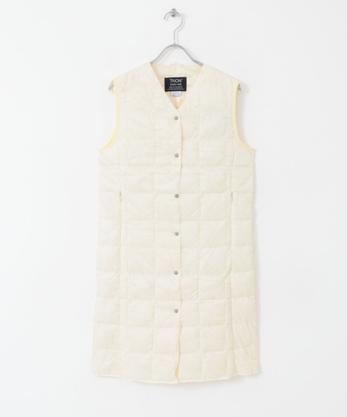 ITEMS URBANRESEARCH（アイテムズ アーバンリサーチ）の「TAION　V NECK LONG DOWN VEST（ダウンベスト・レディース・オフホワイト/ブラック・LARGE/MEDIUM）」の17枚目の写真
