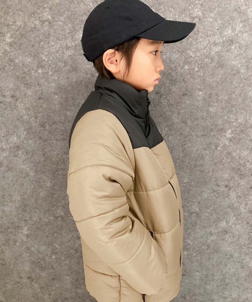 THE CASUAL（カジュアル）の「スタンドカラー　フェイクダウン　マウンテンジャケット（ダウンジャケット/コート・キッズ・ブラック/チャコール/カーキ/ベージュ・110cm/120cm/130cm/140cm/150cm/160cm）」の9枚目の写真