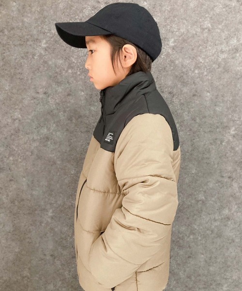 THE CASUAL（カジュアル）の「スタンドカラー　フェイクダウン　マウンテンジャケット（ダウンジャケット/コート・キッズ・ブラック/チャコール/カーキ/ベージュ・110cm/120cm/130cm/140cm/150cm/160cm）」の11枚目の写真