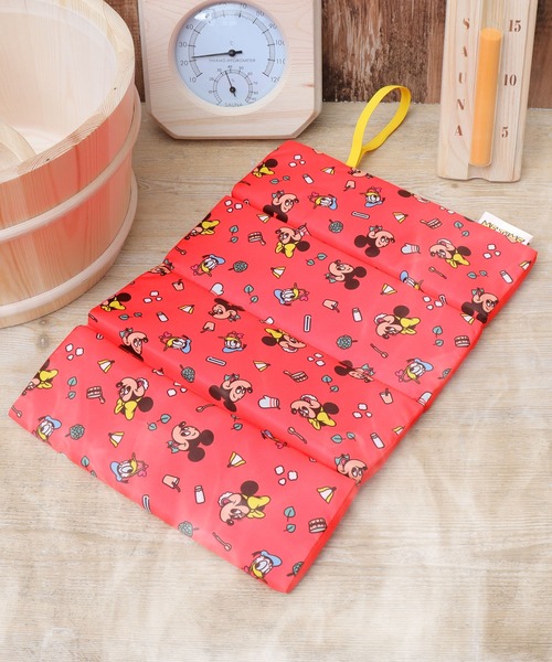 Disney（ディズニー）の「ディズニーキャラクターズ ウレタン サウナマット（バス/トイレグッズ・レディース・レッド・FREE）」の4枚目の写真