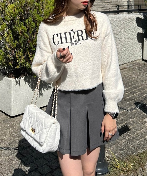 INGNI（イング）の「フェザーヤーンふくれ刺しゅうロゴニット（ニット