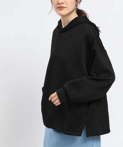 GLOBAL WORK Smile Seed Store（グローバルワーク スマイルシードストア）の「カットキルトパーカー/966730（パーカー・レディース・ブラック/アイボリー/ライトブラウン・LARGE/SMALL/X-LARGE/MEDIUM）」の3枚目の写真