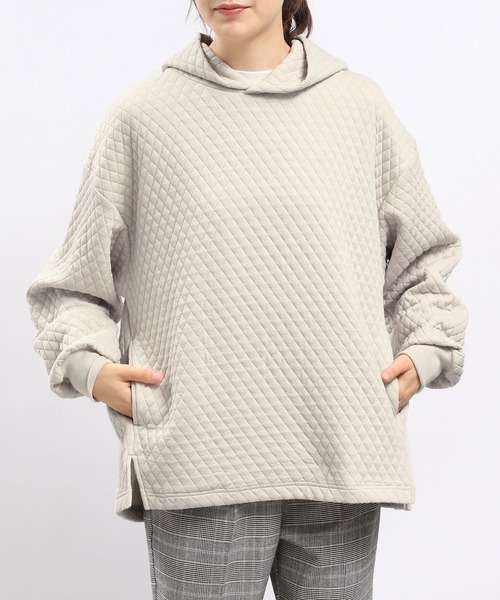 GLOBAL WORK Smile Seed Store（グローバルワーク スマイルシードストア）の「カットキルトパーカー/966730（パーカー・レディース・ブラック/アイボリー/ライトブラウン・LARGE/SMALL/X-LARGE/MEDIUM）」の8枚目の写真