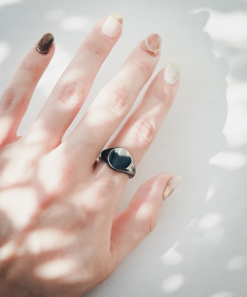 NO WAY(ノーウェイ)の「【CALM】BRASS Signet Ring(リング・レディース・シルバー/ゴールド/ブラック・11号/9号/13号/15号)」の6枚目の写真