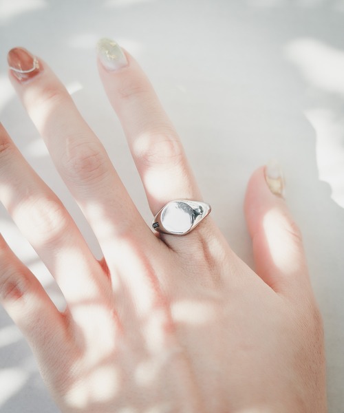 NO WAY(ノーウェイ)の「【CALM】BRASS Signet Ring(リング・レディース・シルバー/ゴールド/ブラック・11号/9号/13号/15号)」の8枚目の写真