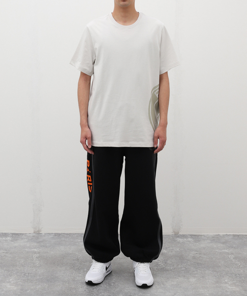 AIR JORDAN（エアジョーダン）の「【NIKE / ナイキ】SS LOGO TEE（Tシャツ/カットソー・メンズ・ブラック/ライトグレー・SMALL/MEDIUM/LARGE/X-LARGE）」の21枚目の写真