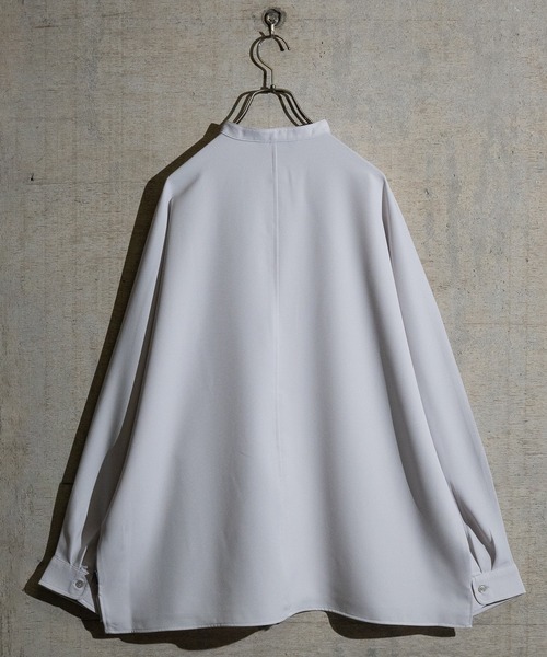 JOHN'S CLOSET（ジョンズクローゼット）の「【a】ナチュラルストレッチ バンドカラー ドルマンスリーブ オーバーサイズシャツ（シャツ/ブラウス・メンズ・ブラック/ホワイト/ライトグレー・MEDIUM/LARGE）」の21枚目の写真