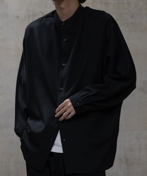JOHN'S CLOSET（ジョンズクローゼット）の「【a】ナチュラルストレッチ バンドカラー ドルマンスリーブ オーバーサイズシャツ（シャツ/ブラウス・メンズ・ブラック/ホワイト/ライトグレー・MEDIUM/LARGE）」の9枚目の写真