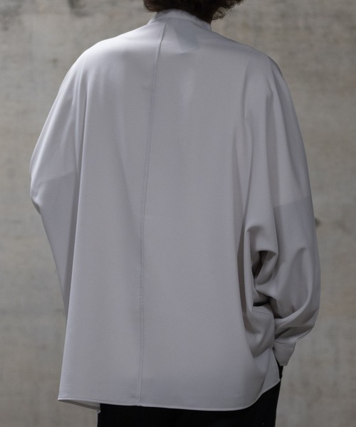 JOHN'S CLOSET（ジョンズクローゼット）の「【a】ナチュラルストレッチ バンドカラー ドルマンスリーブ オーバーサイズシャツ（シャツ/ブラウス・メンズ・ブラック/ホワイト/ライトグレー・MEDIUM/LARGE）」の16枚目の写真