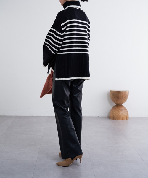 SHENERY（シーナリー）の「タートルネックボーダーニット（ニット/セーター・レディース・ブラック/オフホワイト・FREE）」の14枚目の写真