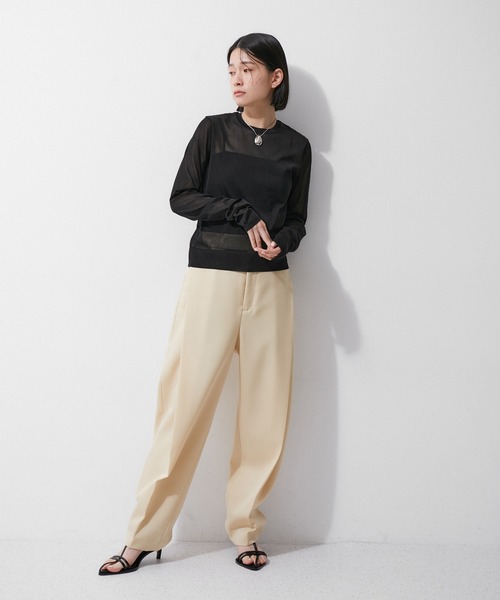 ADAM ET ROPE'（アダムエロペ）の「マットシアーニットプルオーバー（Tシャツ/カットソー・レディース・ブラック/ホワイト系その他2/ブルー系その他6・FREE）」の4枚目の写真