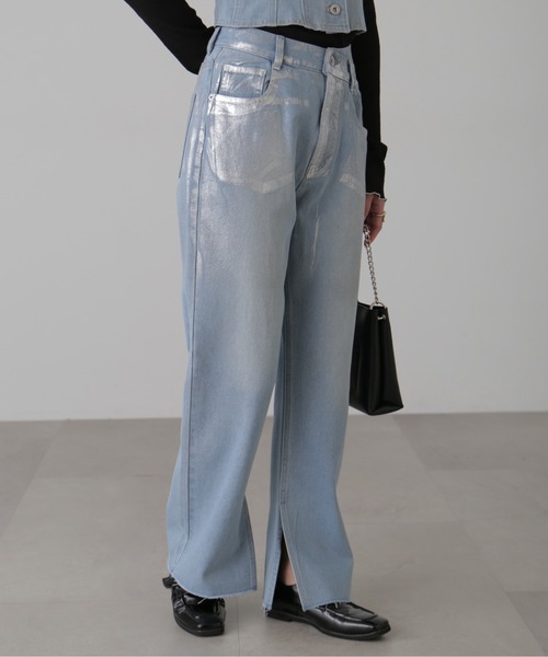 FREE'S MART(フリーズマート)の「アシメベルトストレートデニム(デニムパンツ・レディース・ホワイト系その他/ケミカルウォッシュ/ワンウォッシュ・SMALL/MEDIUM)」の18枚目の写真