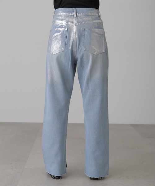 FREE'S MART(フリーズマート)の「アシメベルトストレートデニム(デニムパンツ・レディース・ホワイト系その他/ケミカルウォッシュ/ワンウォッシュ・SMALL/MEDIUM)」の14枚目の写真