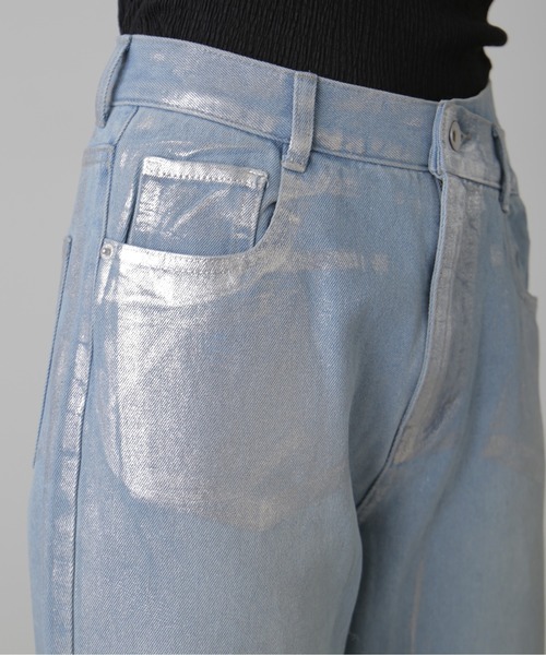 FREE'S MART(フリーズマート)の「アシメベルトストレートデニム(デニムパンツ・レディース・ホワイト系その他/ケミカルウォッシュ/ワンウォッシュ・SMALL/MEDIUM)」の20枚目の写真